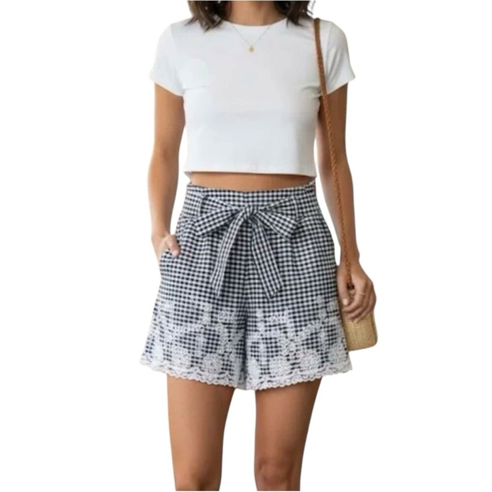 Zara Black White Gingham Tie-Waist Shorts with White Lace and Eyelet Trim Medium